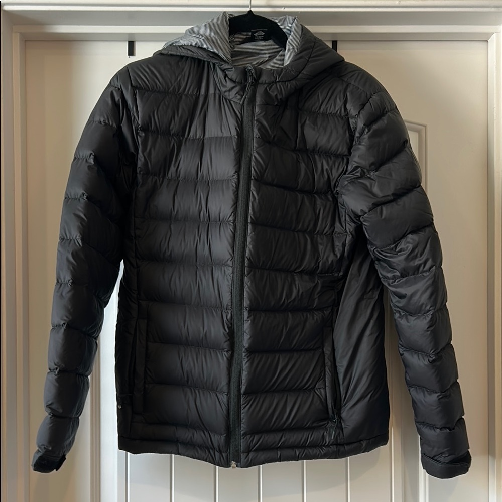 Women’s Hooded Black Puffer Jacket